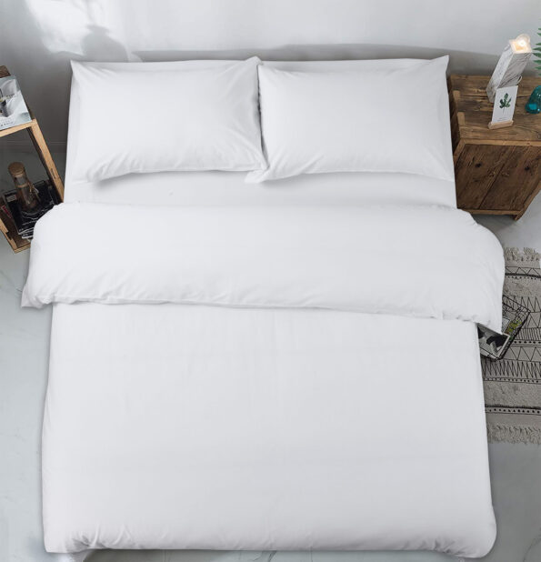 Plain White Duvet Cover with Pillowcase – Polycotton